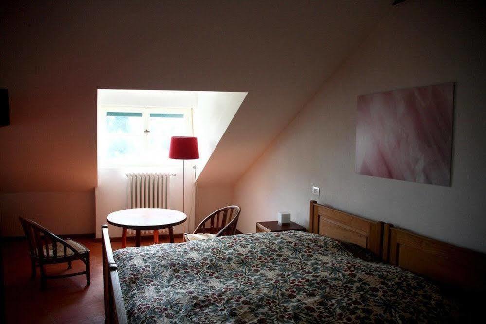 Punta Del Corno Country house *